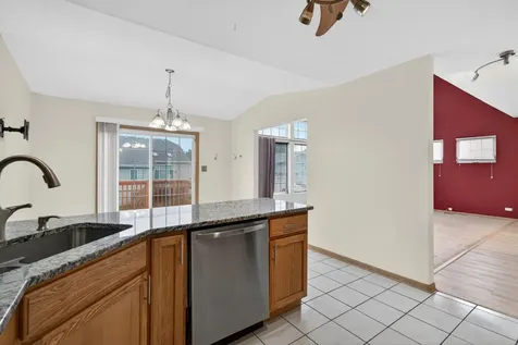 2520 Cedar Glen Drive N Lynwood IL 60411