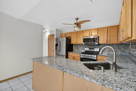 2520 Cedar Glen Drive N Lynwood IL 60411