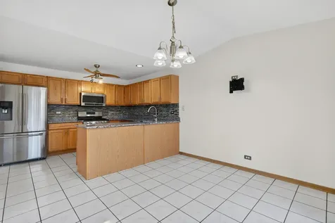 2520 Cedar Glen Drive N Lynwood IL 60411