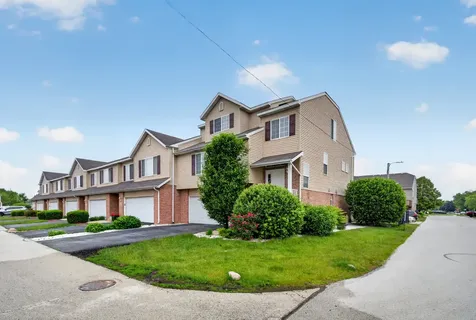 2520 Cedar Glen Drive N Lynwood IL 60411