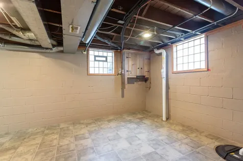 342 Lawton Road Riverside IL 60546