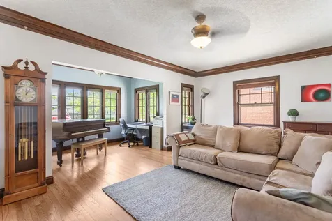 342 Lawton Road Riverside IL 60546