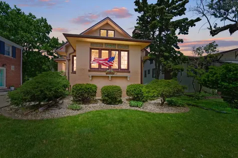 342 Lawton Road Riverside IL 60546