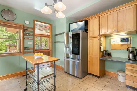 342 Lawton Road Riverside IL 60546