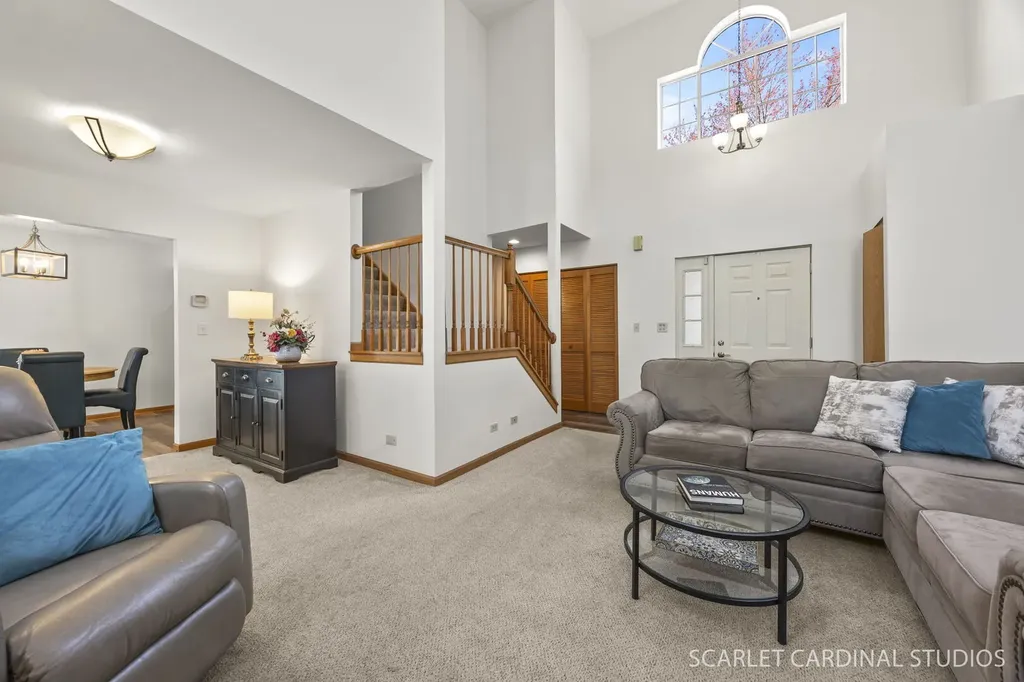 94 Townsend Circle Naperville IL 60565