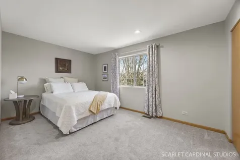 94 Townsend Circle Naperville IL 60565