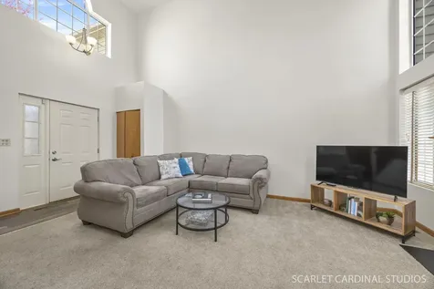 94 Townsend Circle Naperville IL 60565
