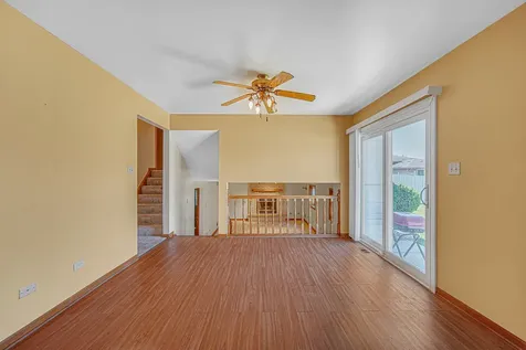 20124 Dolphin Avenue Lynwood IL 60411