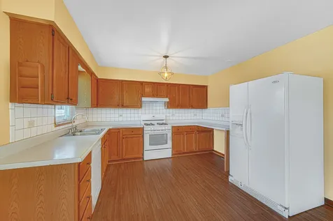 20124 Dolphin Avenue Lynwood IL 60411