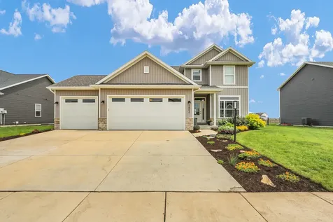 1802 Littlefield Lane Mahomet IL 61853