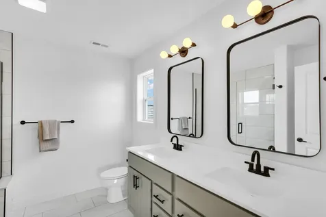 1802 Littlefield Lane Mahomet IL 61853