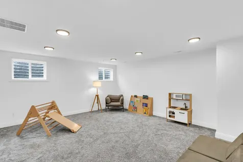 1802 Littlefield Lane Mahomet IL 61853