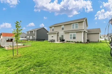 1802 Littlefield Lane Mahomet IL 61853