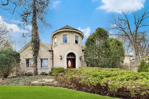 1414 Canterbury Lane Glenview IL 60025