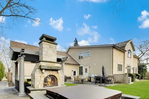 1414 Canterbury Lane Glenview IL 60025