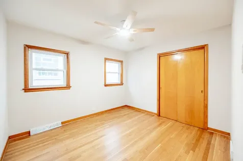 5028 South La Porte Avenue Chicago IL 60638