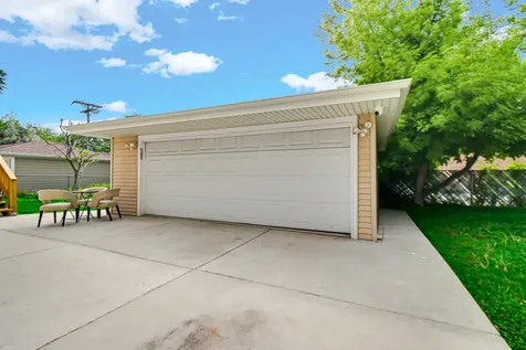 9632 Kilpatrick Avenue Oak Lawn IL 60453