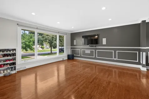 9632 Kilpatrick Avenue Oak Lawn IL 60453