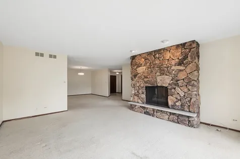 125 Boardwalk Place Park Ridge IL 60068