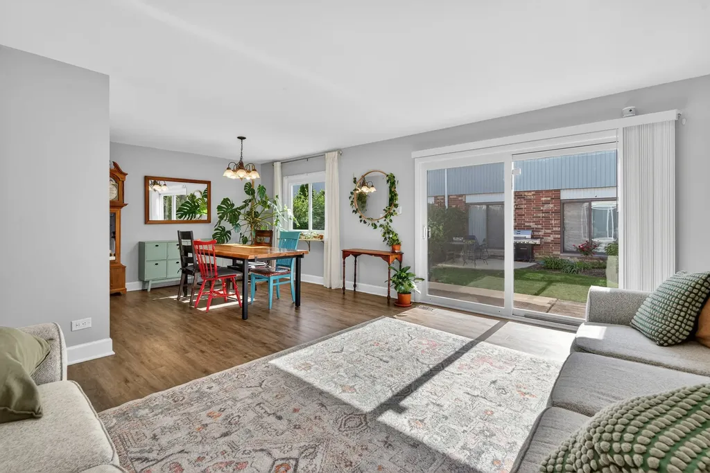 1650 Castbourne Court Wheaton IL 60189