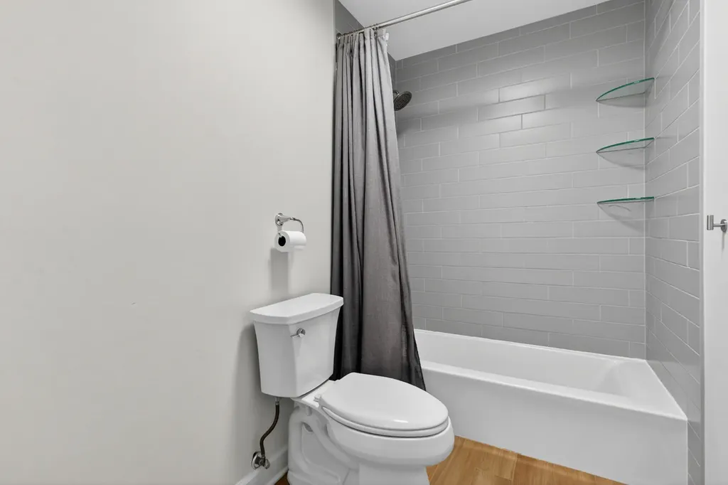 1650 Castbourne Court Wheaton IL 60189