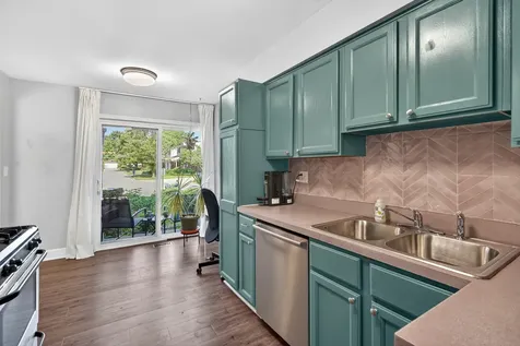 1650 Castbourne Court Wheaton IL 60189