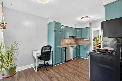 1650 Castbourne Court Wheaton IL 60189