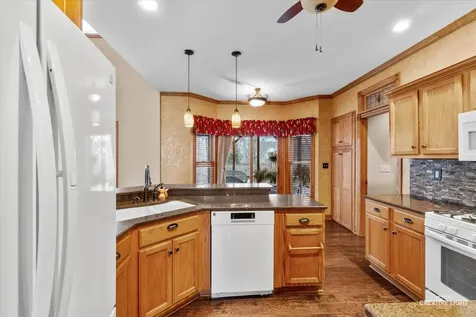 1267 Red Fox Circle Sandwich IL 60548