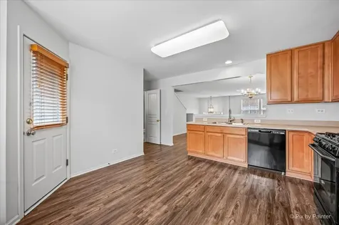 2415 Emily Lane Elgin IL 60124