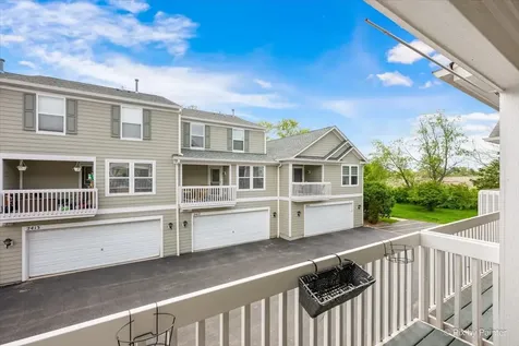 2415 Emily Lane Elgin IL 60124