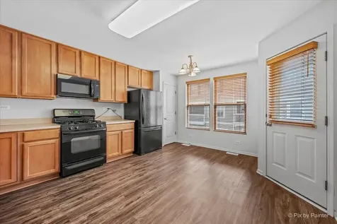 2415 Emily Lane Elgin IL 60124