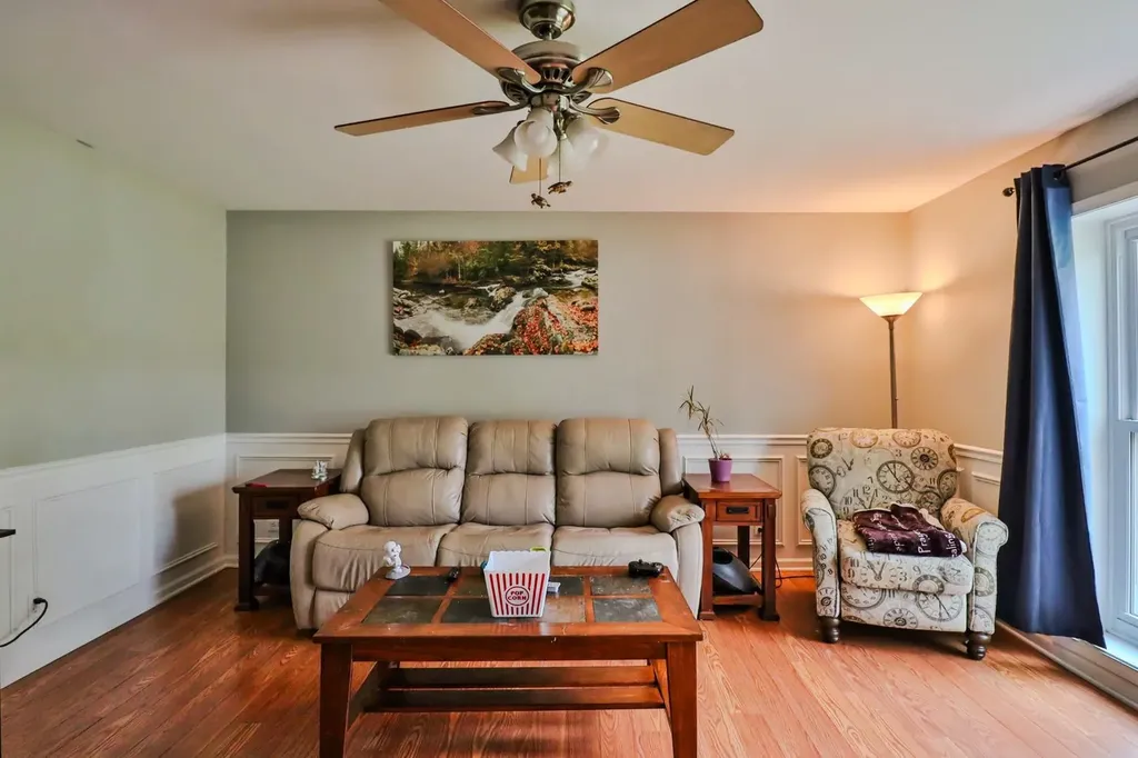 10147 West 151st Street Orland Park IL 60462