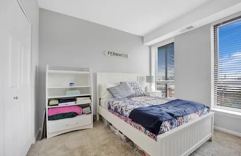 343 West Old Town Court Chicago IL 60610