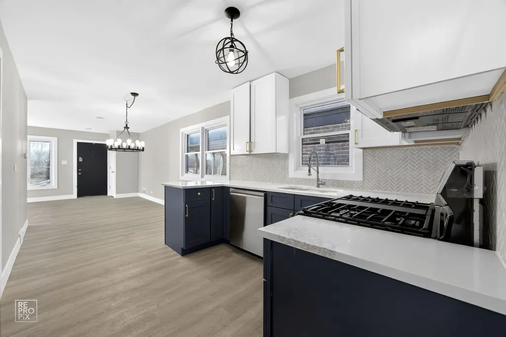 10240 South Torrence Avenue Chicago IL 60617
