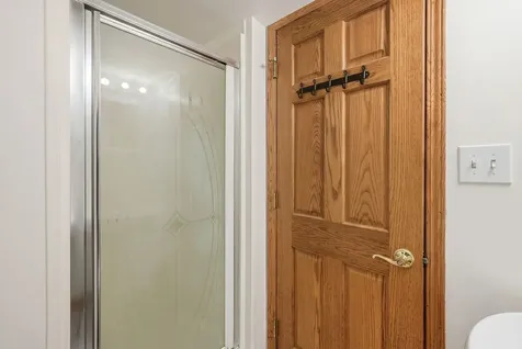 1432 Schramm Drive Westmont IL 60559
