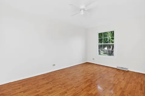 419 Sidney Avenue Glendale Heights IL 60139