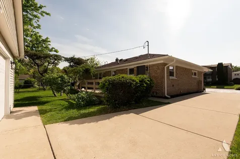 10815 South 71st Court Worth IL 60482