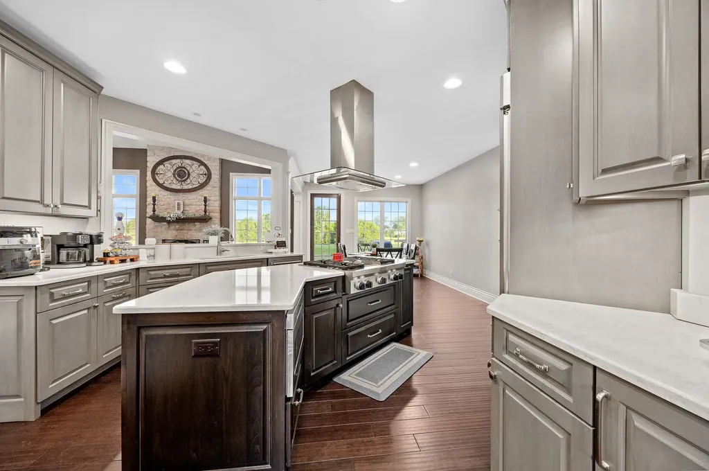 16129 West Red Cloud Drive Lockport IL 60441