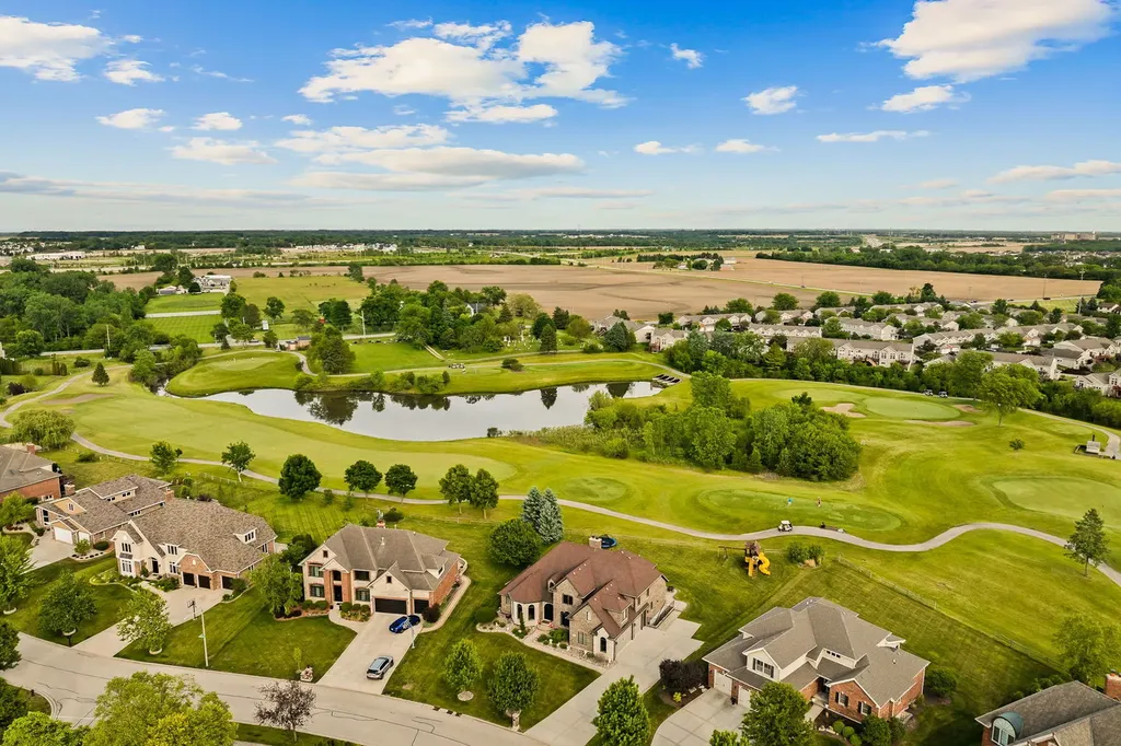 16129 West Red Cloud Drive Lockport IL 60441