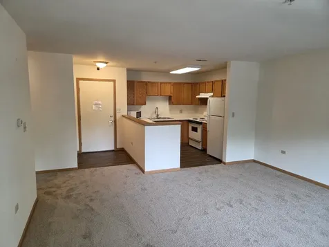 605 Barrington Avenue East Dundee IL 60118