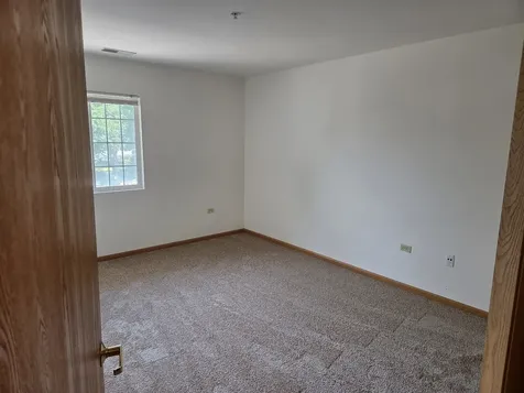 605 Barrington Avenue East Dundee IL 60118