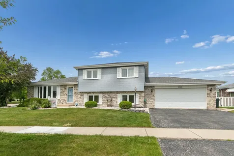8514 161ST Street Tinley Park IL 60487