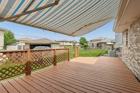 8514 161ST Street Tinley Park IL 60487