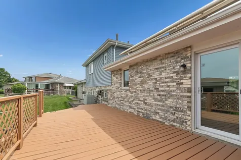 8514 161ST Street Tinley Park IL 60487