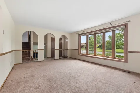 8514 161ST Street Tinley Park IL 60487