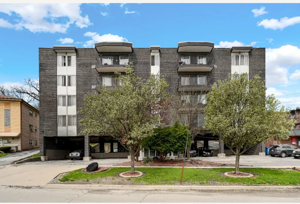 11116 South Longwood Drive Chicago IL 60643