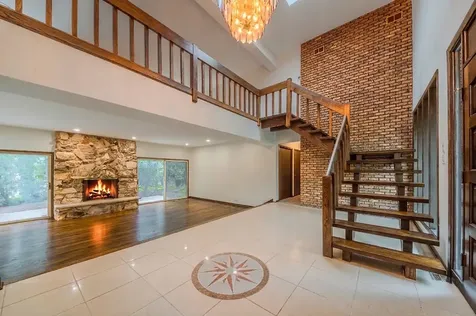 8100 South Park Avenue Burr Ridge IL 60527