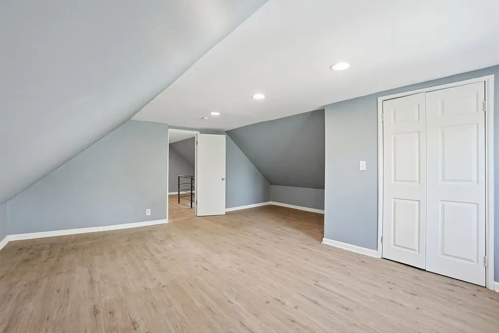 5723 South Marshfield Avenue Chicago IL 60636