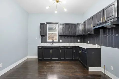 5723 South Marshfield Avenue Chicago IL 60636