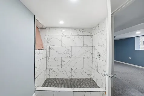 5723 South Marshfield Avenue Chicago IL 60636